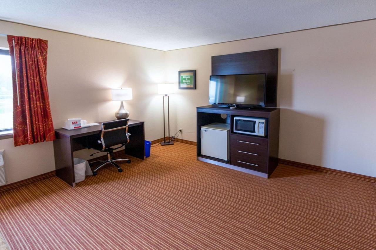 Surestay By Best Western Massena Buitenkant foto