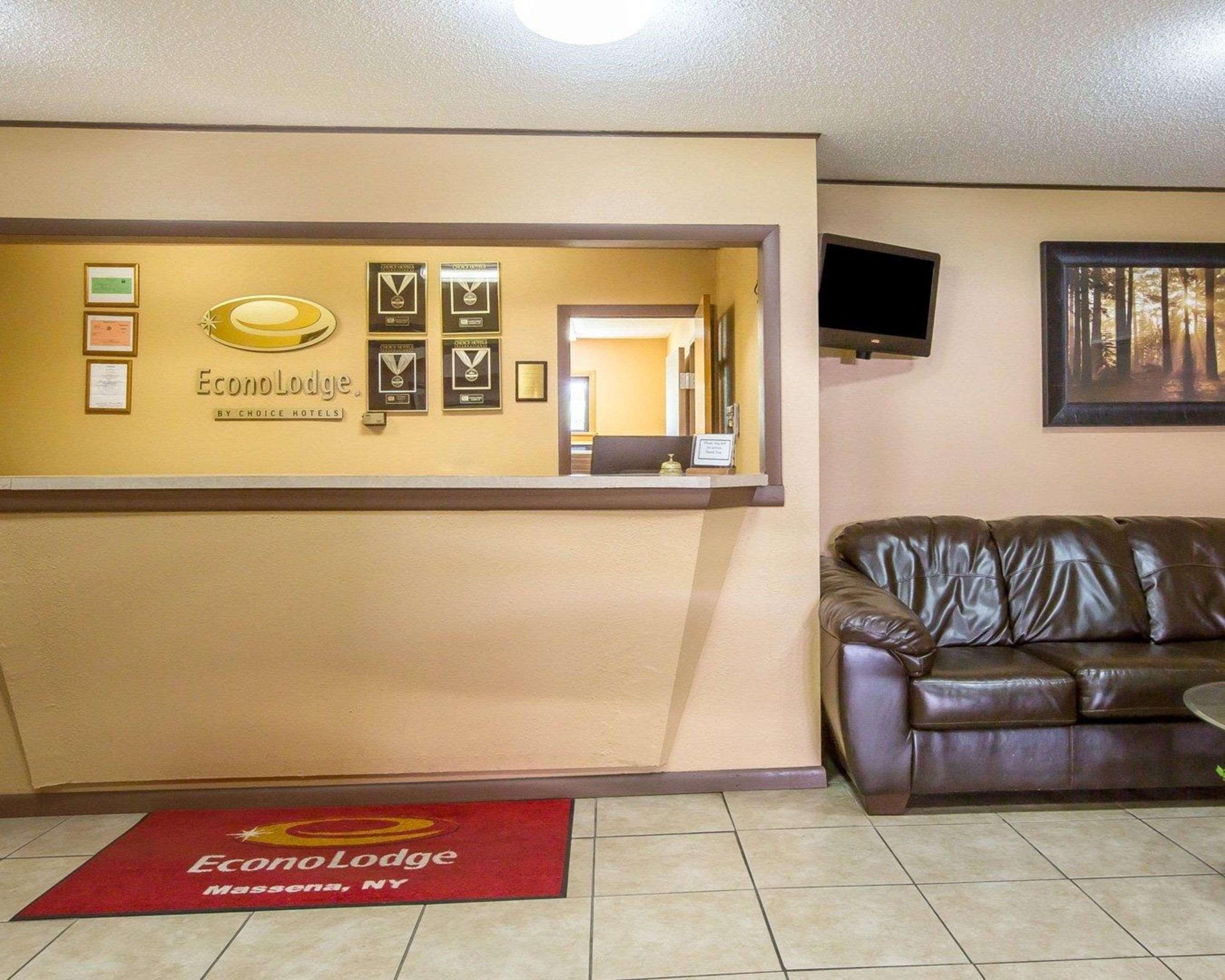 Surestay By Best Western Massena Buitenkant foto