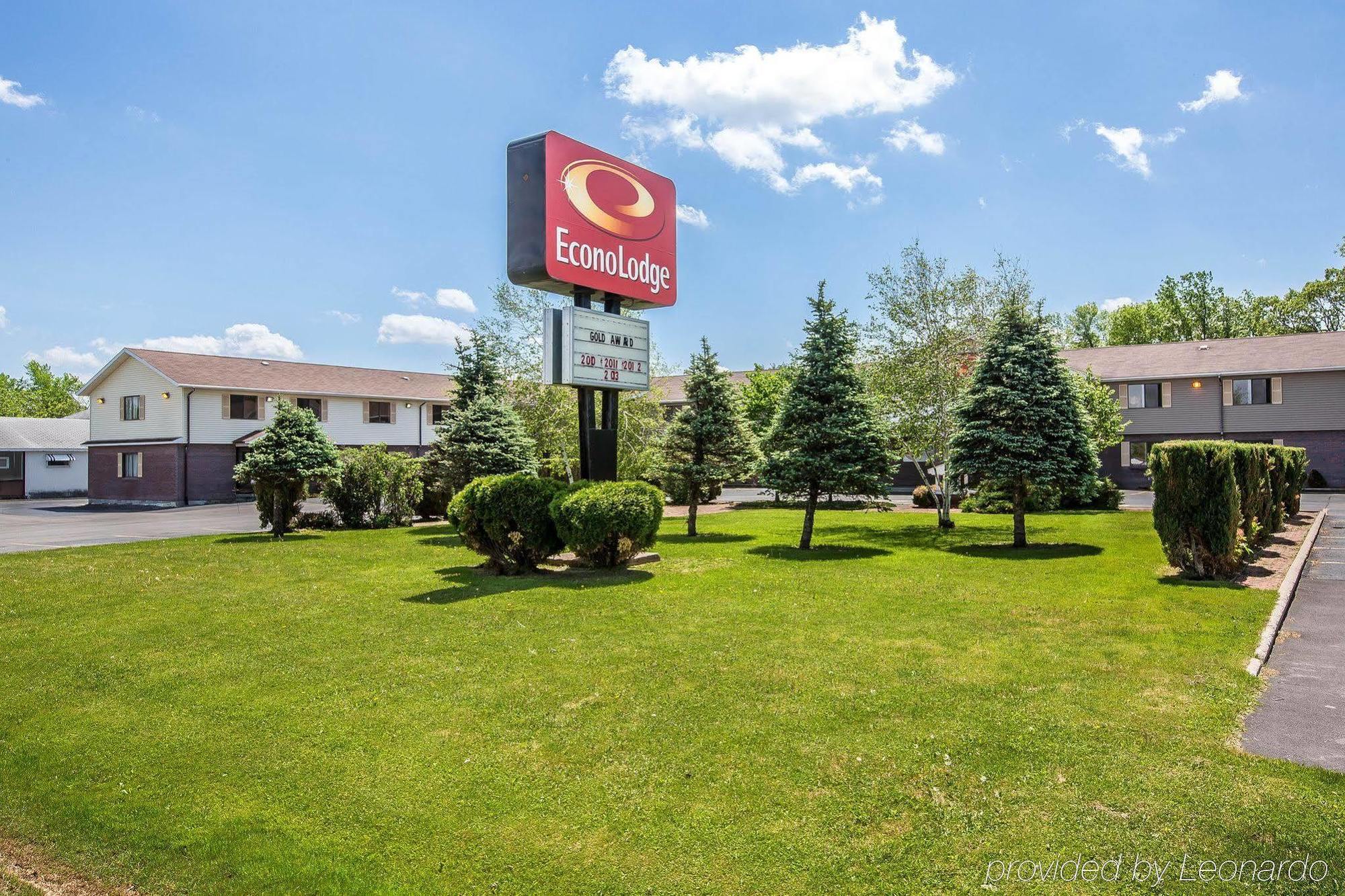 Surestay By Best Western Massena Buitenkant foto