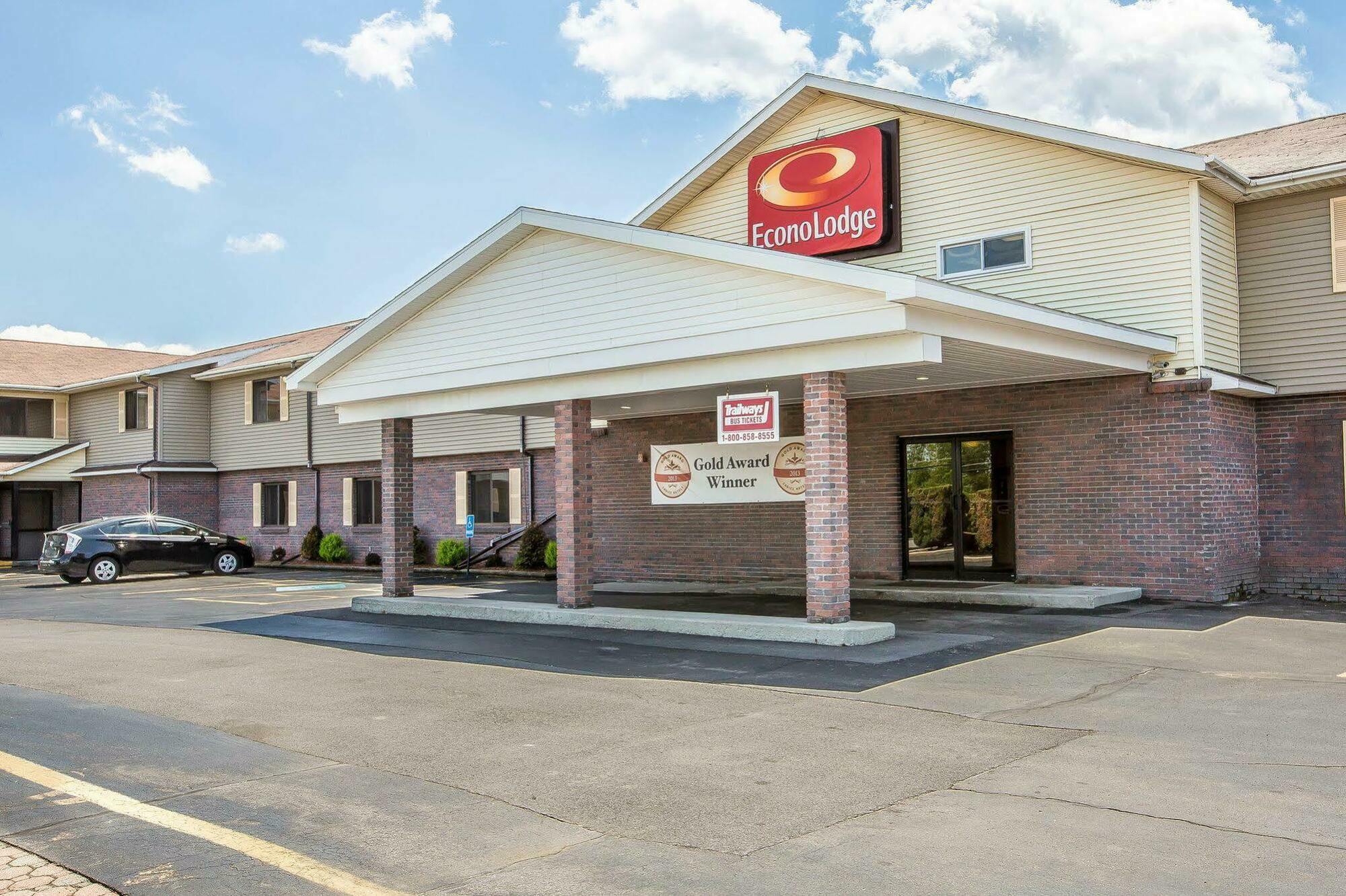 Surestay By Best Western Massena Buitenkant foto