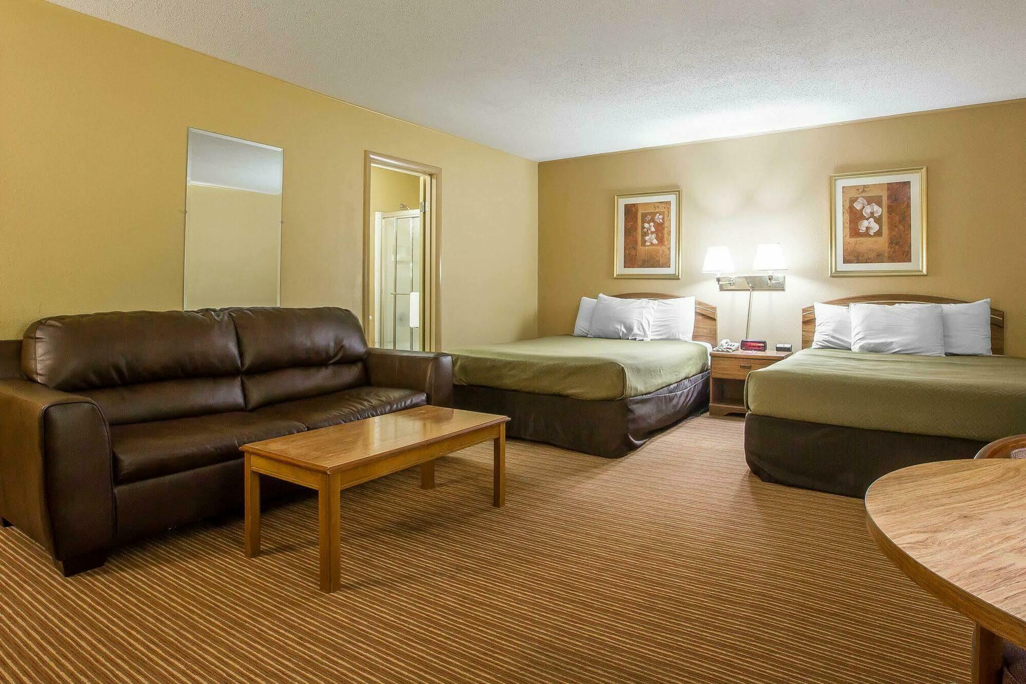 Surestay By Best Western Massena Buitenkant foto